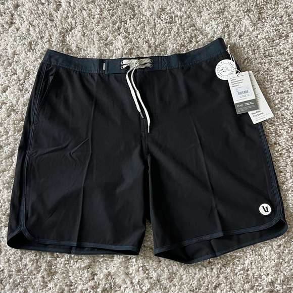 NWT Vuori Board Shorts